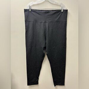Ricki’s Women’s Black Short Leggings
